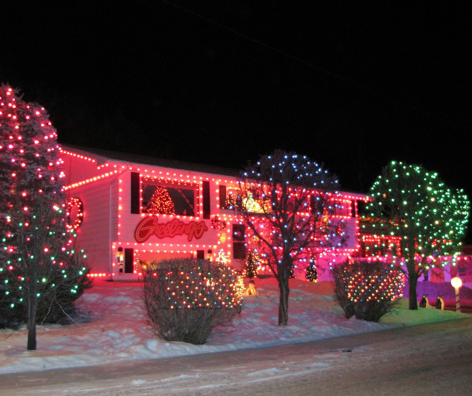 A house lit up with Christmas lights